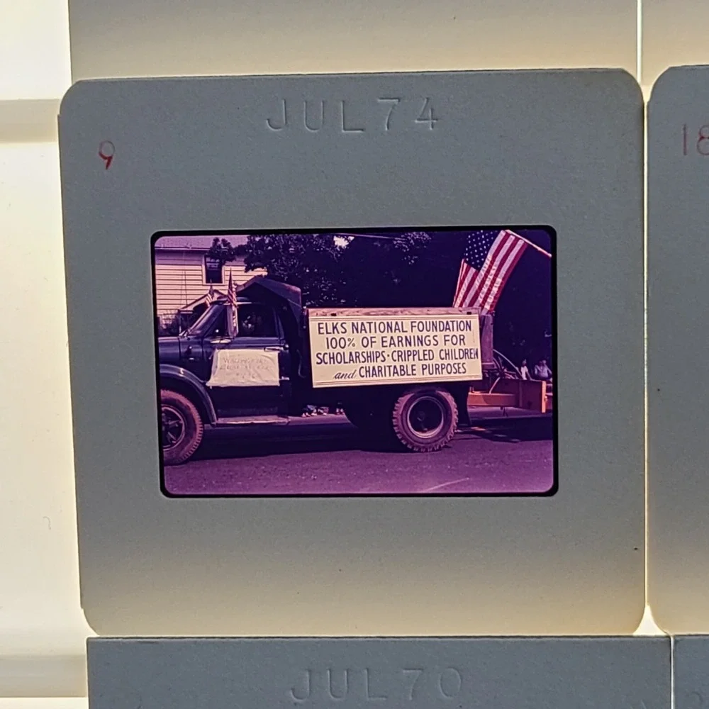 Lot of‎ 35 Slides Parade Photos Americana Cars People 1970-1974